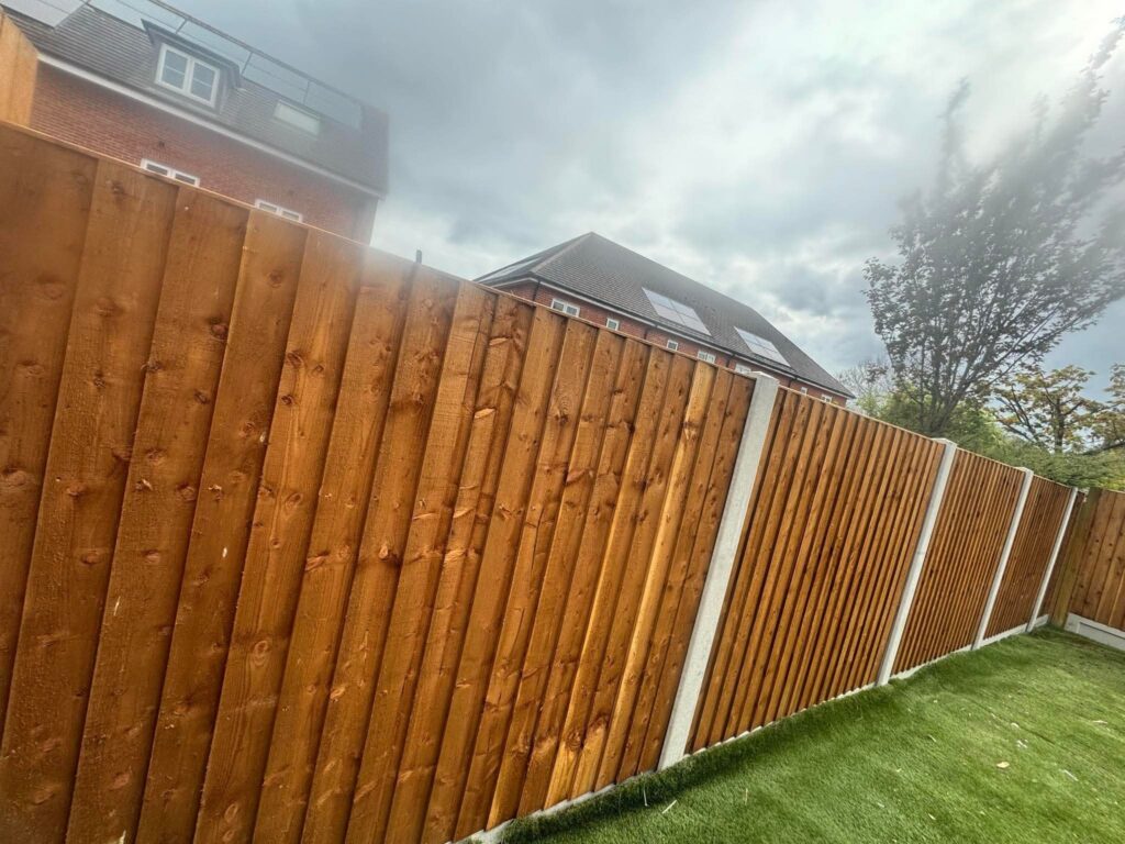 closeboard fencing